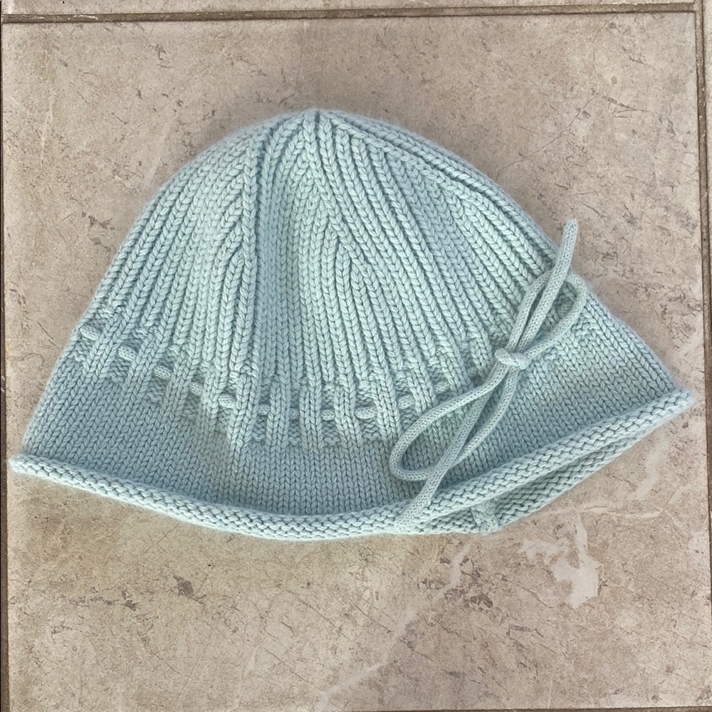 Ann Taylor Rabbit Hair Light Blue Knit Bucket Hat With Bow